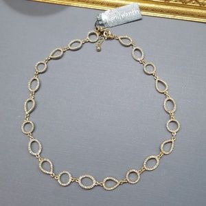 Necklace gold tone